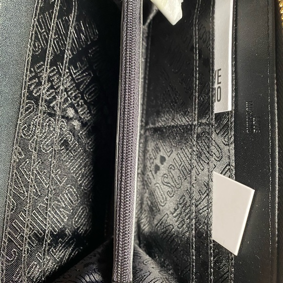 NWT LOVE MOSCHINO Black PU Wallet Zip Around Gold Stud Red & White Embroidery - Picture 4 of 4